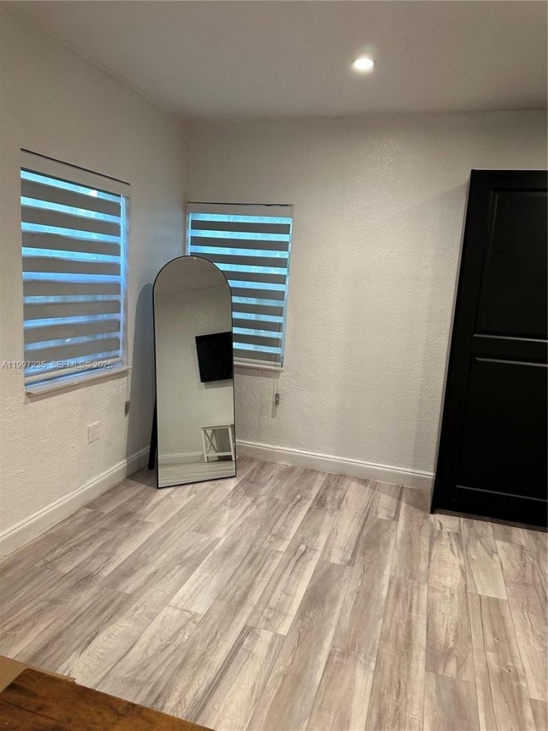8401 Crespi Blvd, Unit 3, Miami Beach, FL 33141 Photo