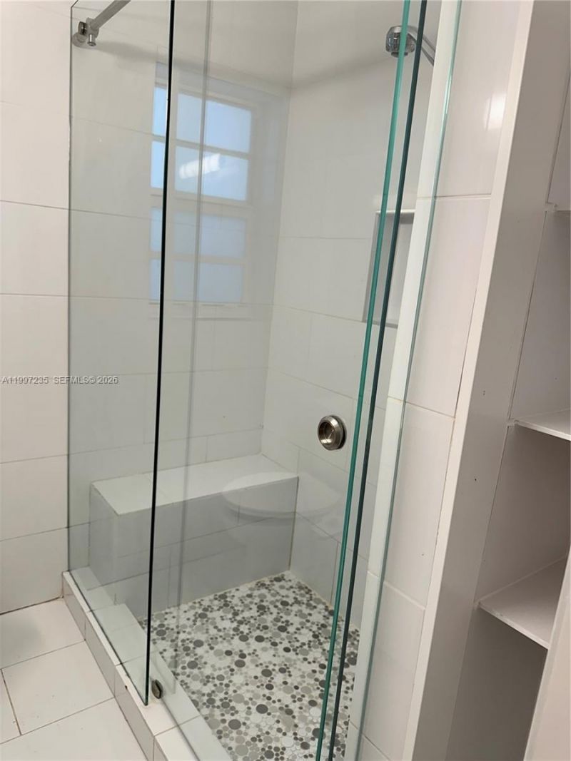 8401 Crespi Blvd, Unit 3, Miami Beach, FL 33141 Photo