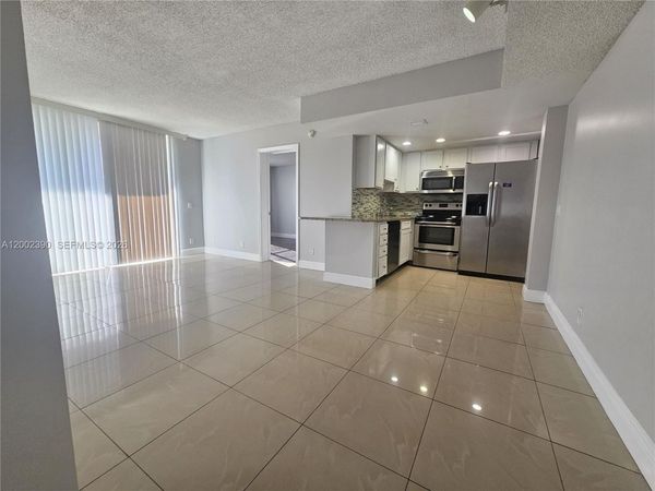 734 Executive Center Dr, Unit 12, West Palm Beach, FL 33401