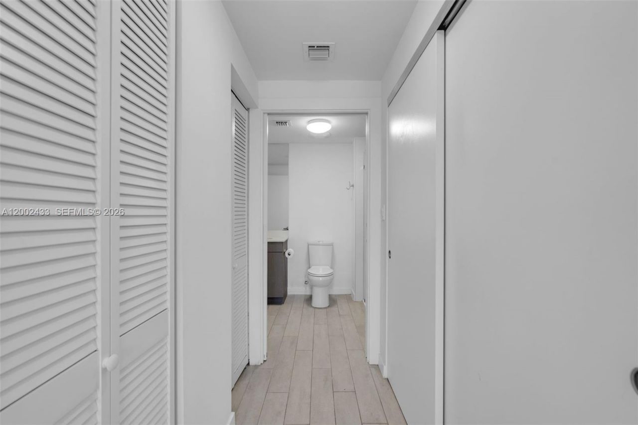 321 NE 26th St, Unit 605, Miami, FL 33137 Photo