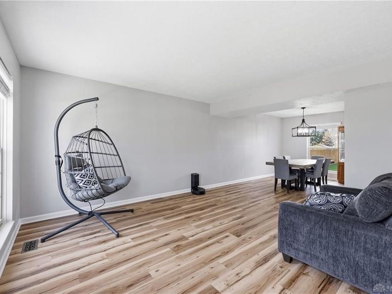 5569 High Arbor Drive, Galloway, OH 43119 Photo 7