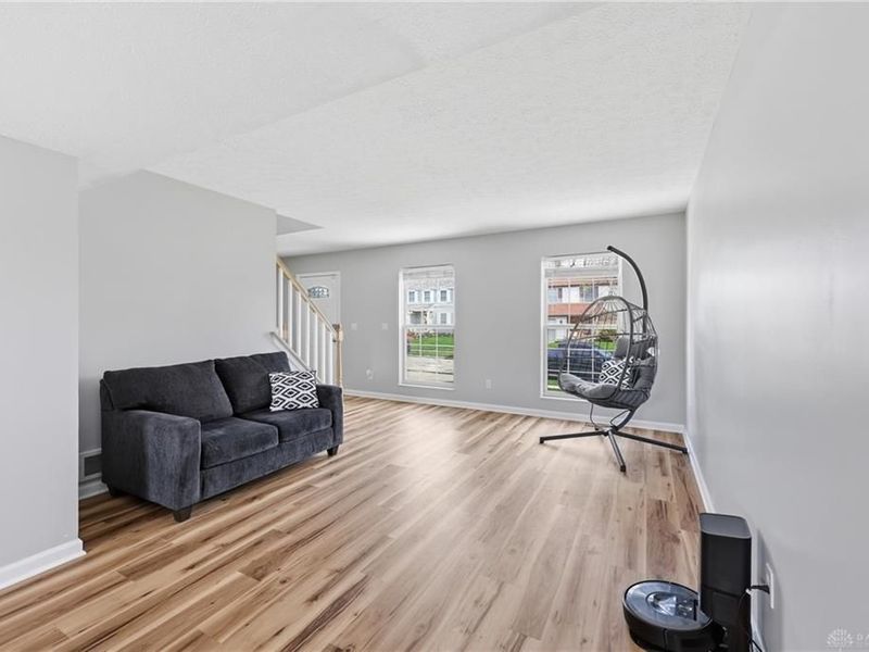 5569 High Arbor Drive, Galloway, OH 43119 Photo 8