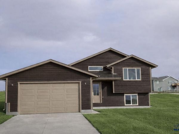 5834 MAUSER RD, Rapid City, SD 57703