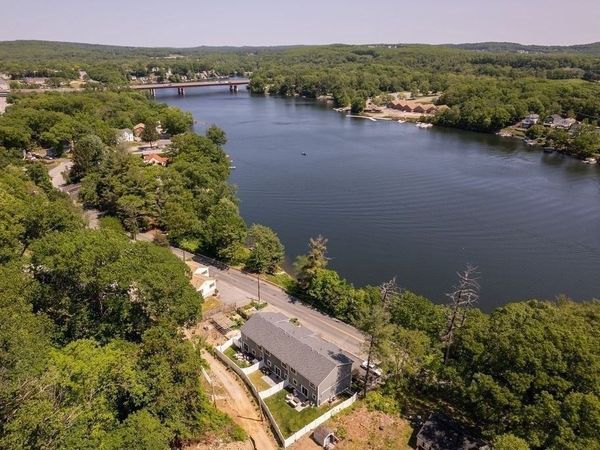 259 Lake Ave N, Unit A, Worcester, MA 01605