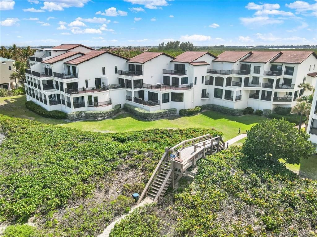 4651 NE Ocean Boulevard, Unit 31, Jensen Beach, FL 34957 Photo