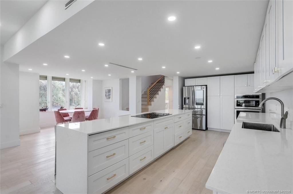 4651 NE Ocean Boulevard, Unit 31, Jensen Beach, FL 34957 Photo