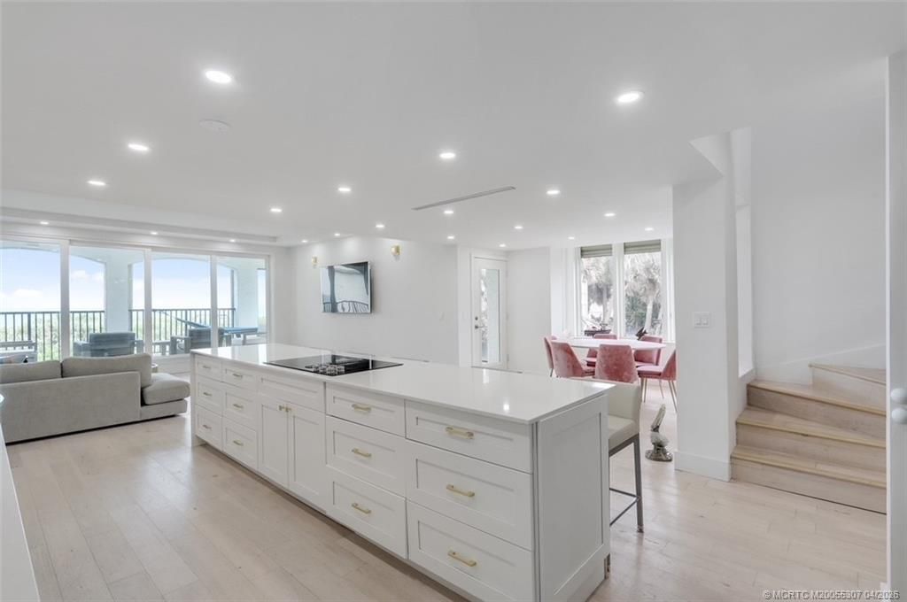 4651 NE Ocean Boulevard, Unit 31, Jensen Beach, FL 34957 Photo