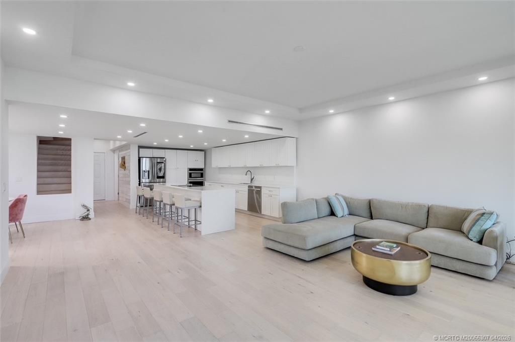 4651 NE Ocean Boulevard, Unit 31, Jensen Beach, FL 34957 Photo