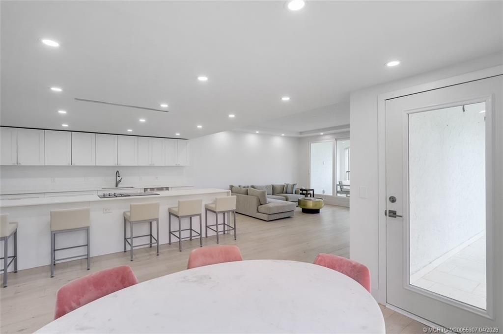 4651 NE Ocean Boulevard, Unit 31, Jensen Beach, FL 34957 Photo