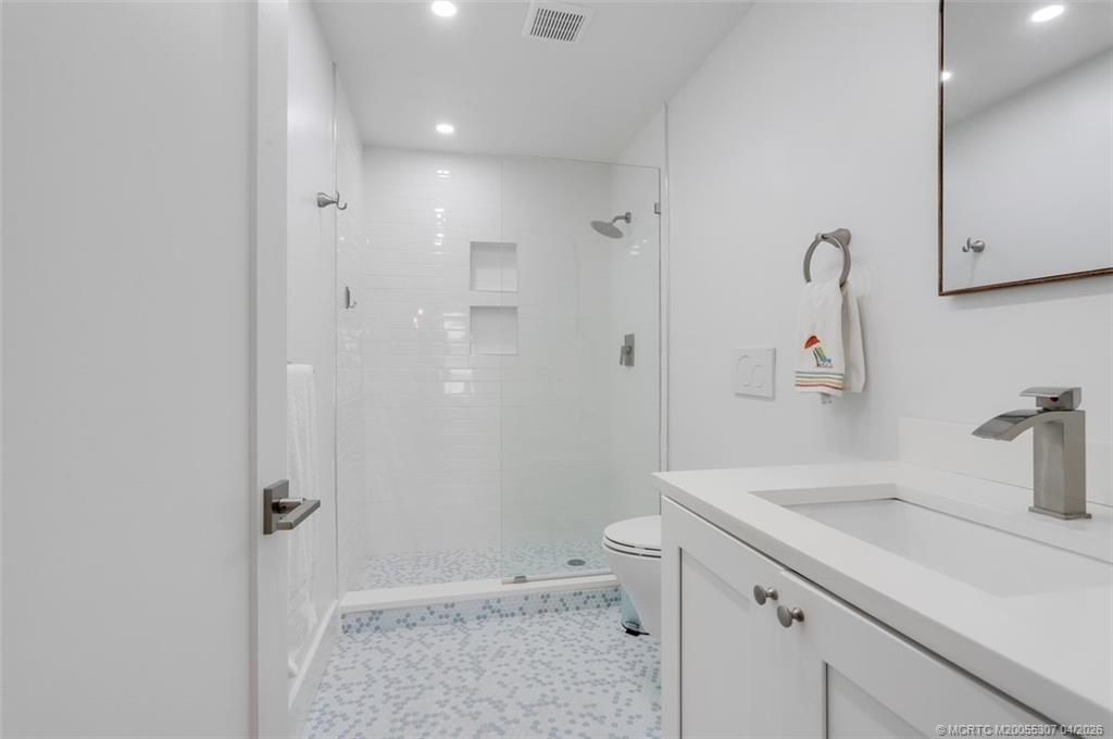 4651 NE Ocean Boulevard, Unit 31, Jensen Beach, FL 34957 Photo