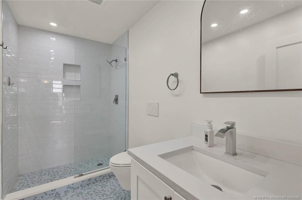 4651 NE Ocean Boulevard, Unit 31, Jensen Beach, FL 34957 Photo