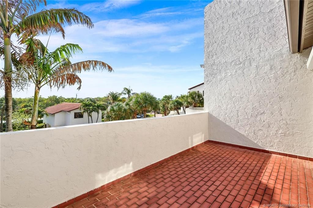 4651 NE Ocean Boulevard, Unit 31, Jensen Beach, FL 34957 Photo