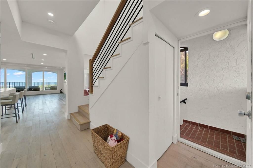 4651 NE Ocean Boulevard, Unit 31, Jensen Beach, FL 34957 Photo