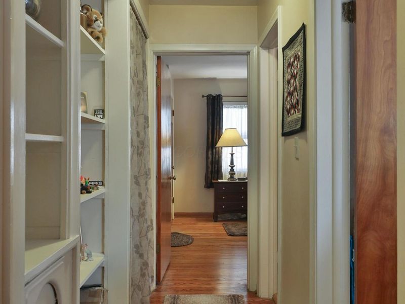 3666 N High Street, Columbus, OH 43214 Photo 18