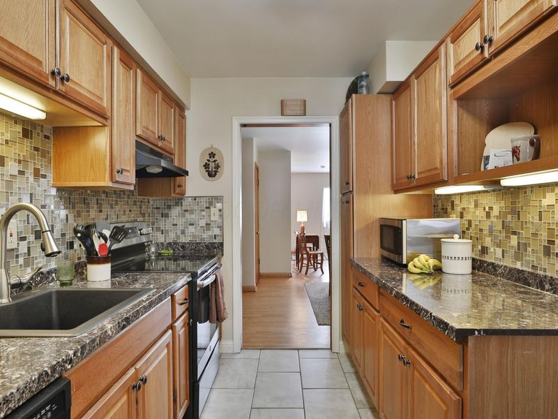 3666 N High Street, Columbus, OH 43214 Photo 38