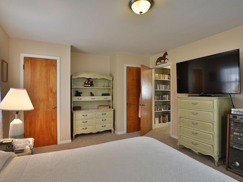 3666 N High Street, Columbus, OH 43214 Photo 48