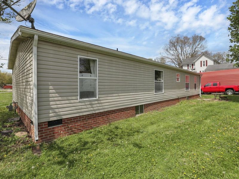 2782 E High Street, Newark, OH 43055 Photo 21