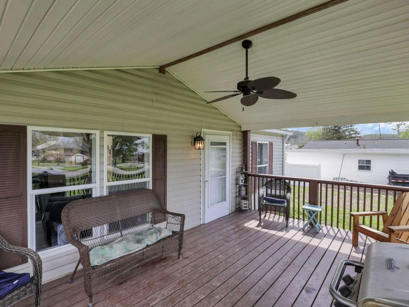 2782 E High Street, Newark, OH 43055 Photo 3