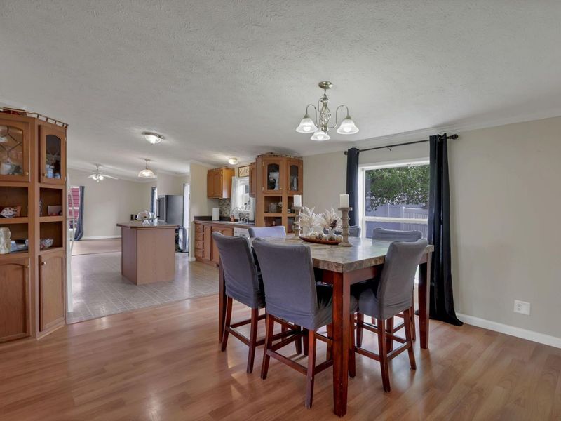 2782 E High Street, Newark, OH 43055 Photo 6