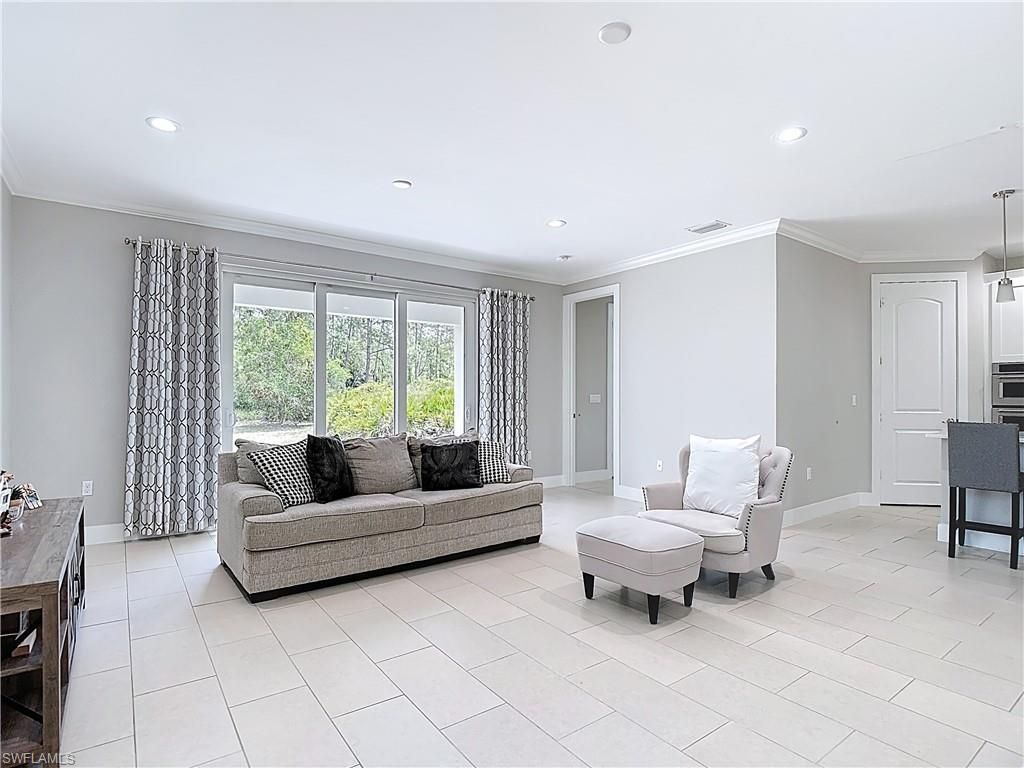 594 31st St Nw, Naples, FL 34120 Photo