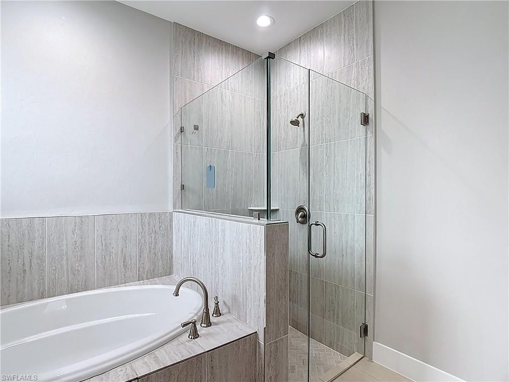 594 31st St Nw, Naples, FL 34120 Photo