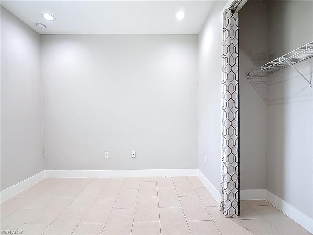 594 31st St Nw, Naples, FL 34120 Photo