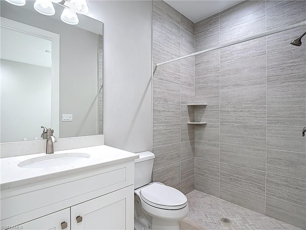 594 31st St Nw, Naples, FL 34120 Photo