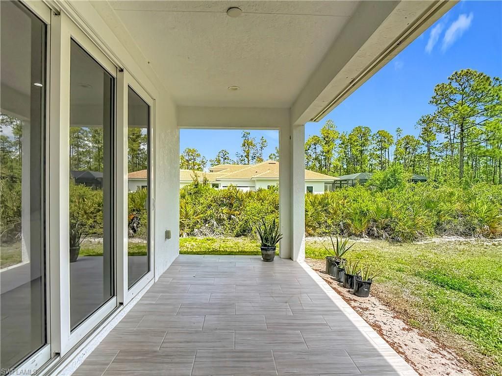 594 31st St Nw, Naples, FL 34120 Photo