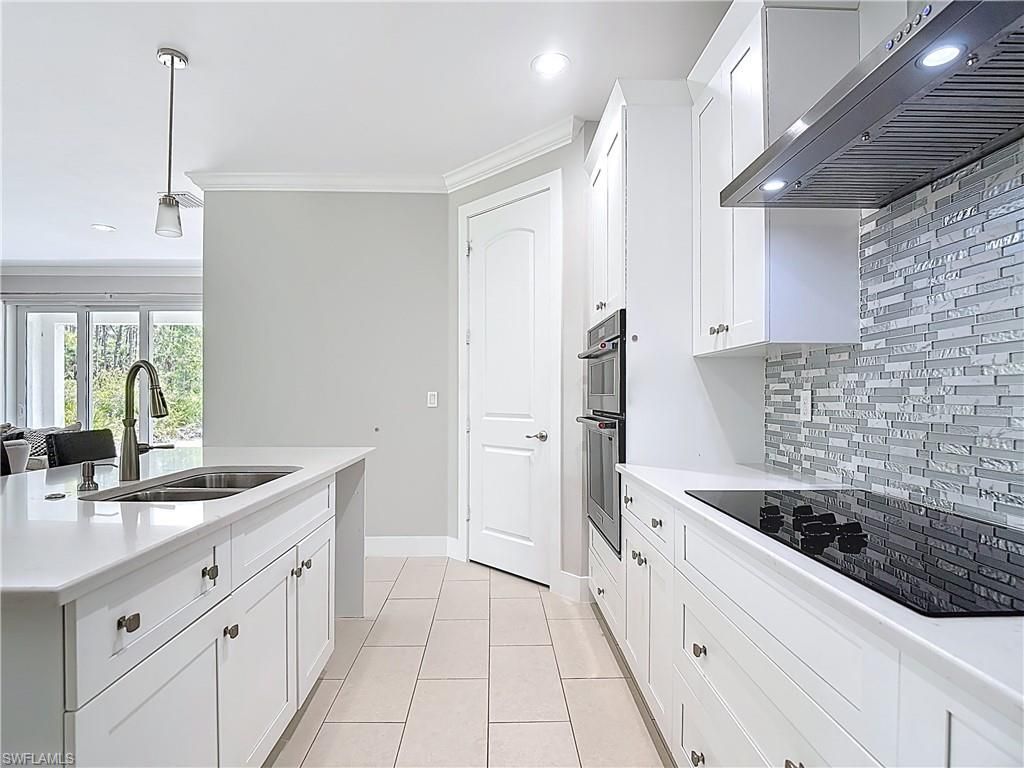 594 31st St Nw, Naples, FL 34120 Photo