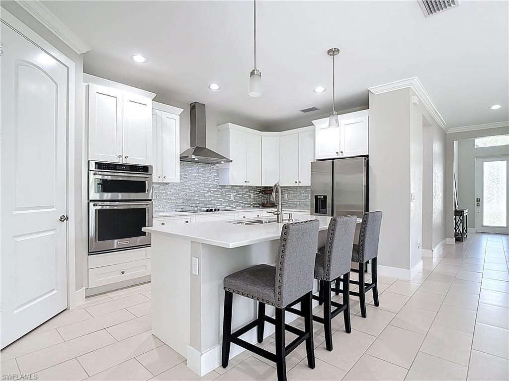 594 31st St Nw, Naples, FL 34120 Photo