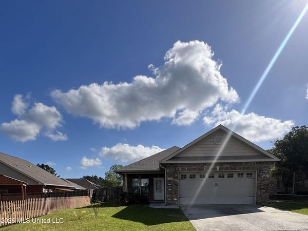 17038 Date Palm Drive, D'Iberville, MS 39540