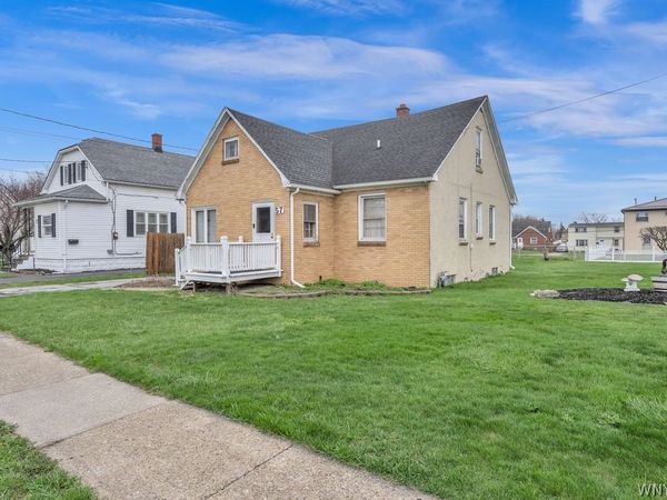 57 Martin Road, Buffalo, NY 14218