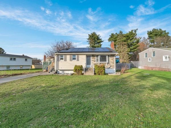 67 Boundary St, Brockton, MA 02302