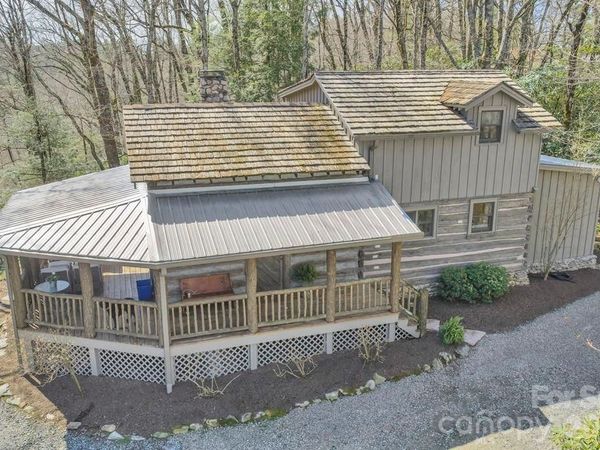 572 Skyland View Drive , Blowing Rock, NC 28605