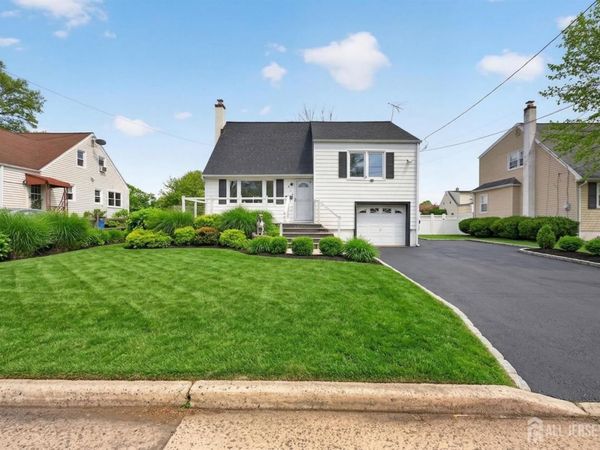 514 melrose Avenue, Middlesex, NJ 08846