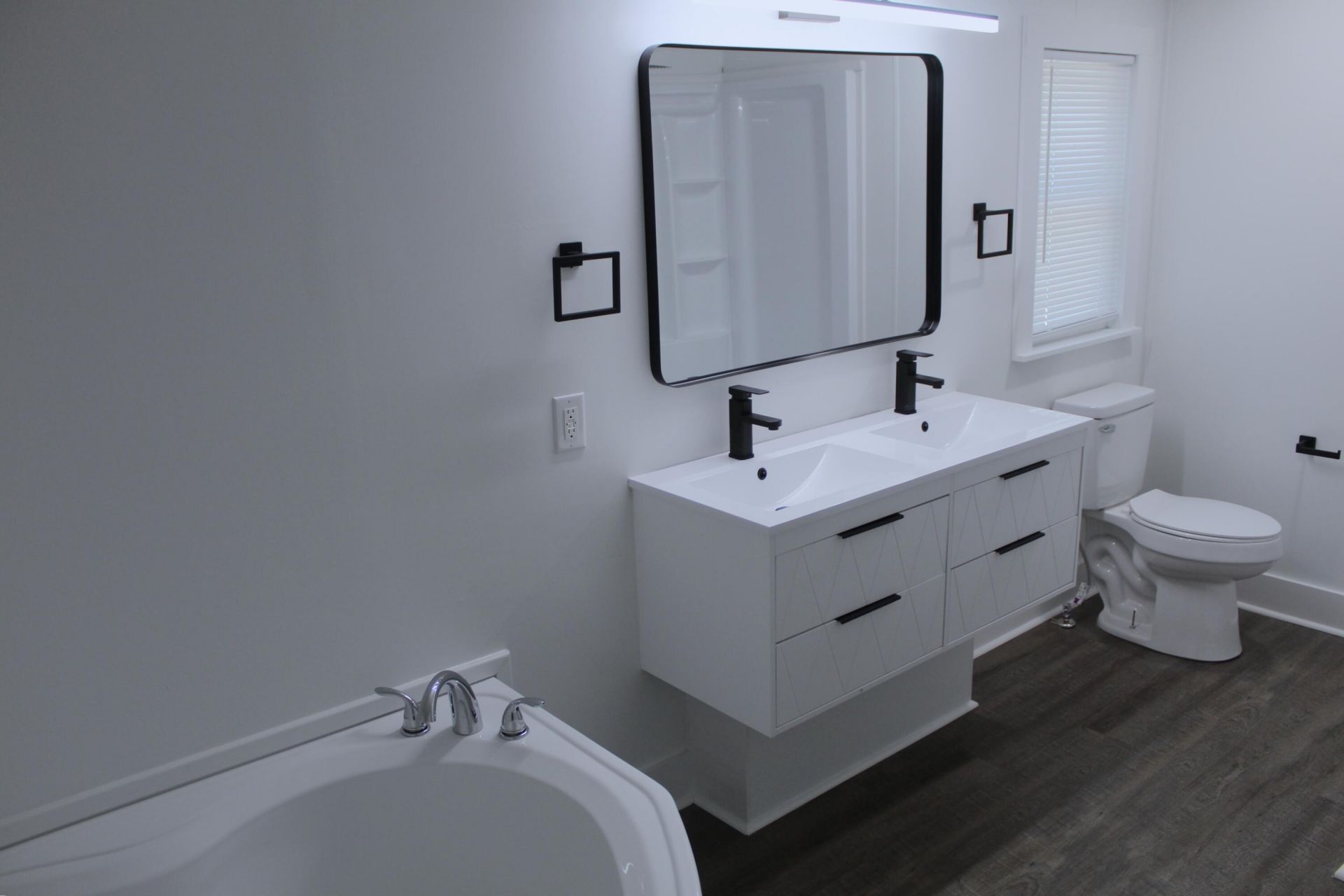 1015 Ridge Road Photo 11