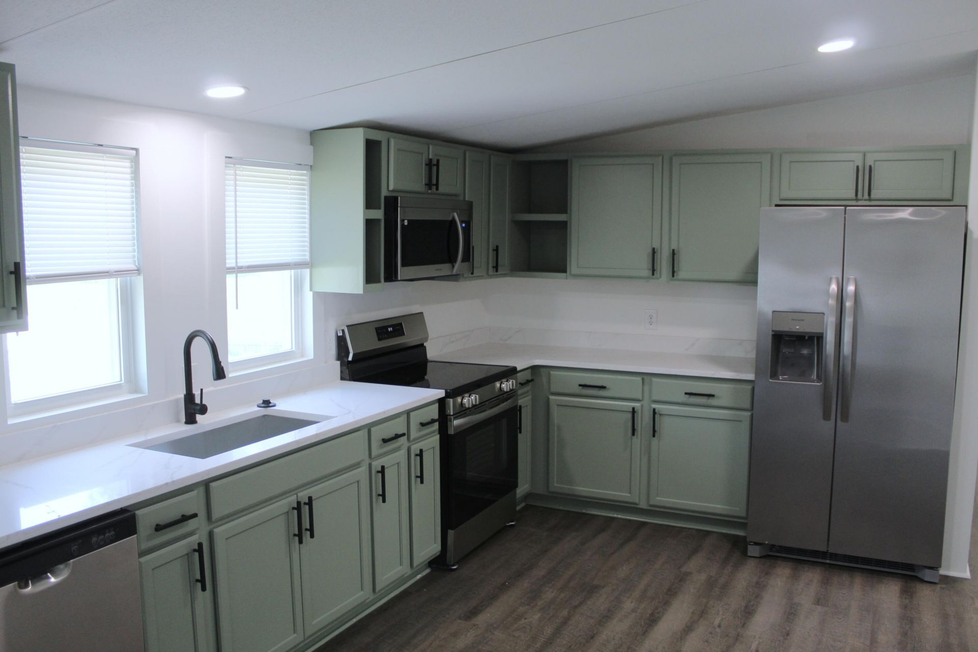 1015 Ridge Road Photo 9