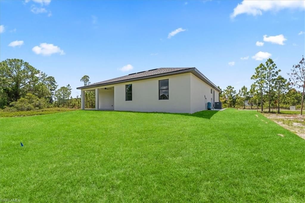 1003 Elgin St, Lehigh Acres, FL 33974 Photo
