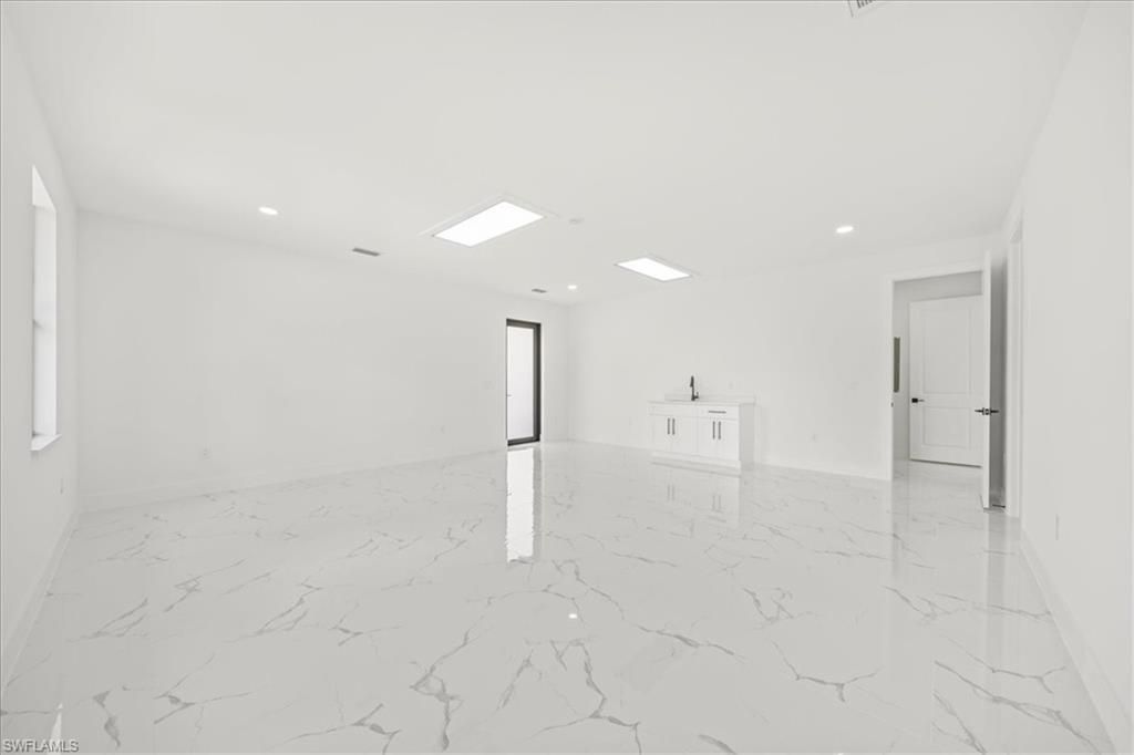 1003 Elgin St, Lehigh Acres, FL 33974 Photo