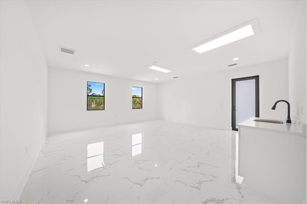 1003 Elgin St, Lehigh Acres, FL 33974 Photo