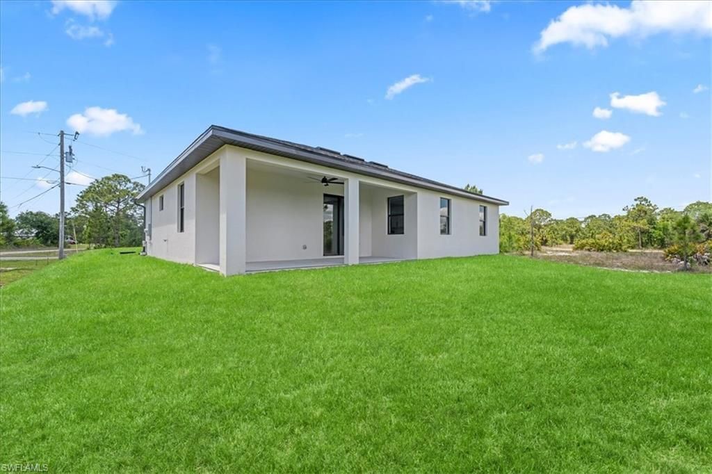 1003 Elgin St, Lehigh Acres, FL 33974 Photo