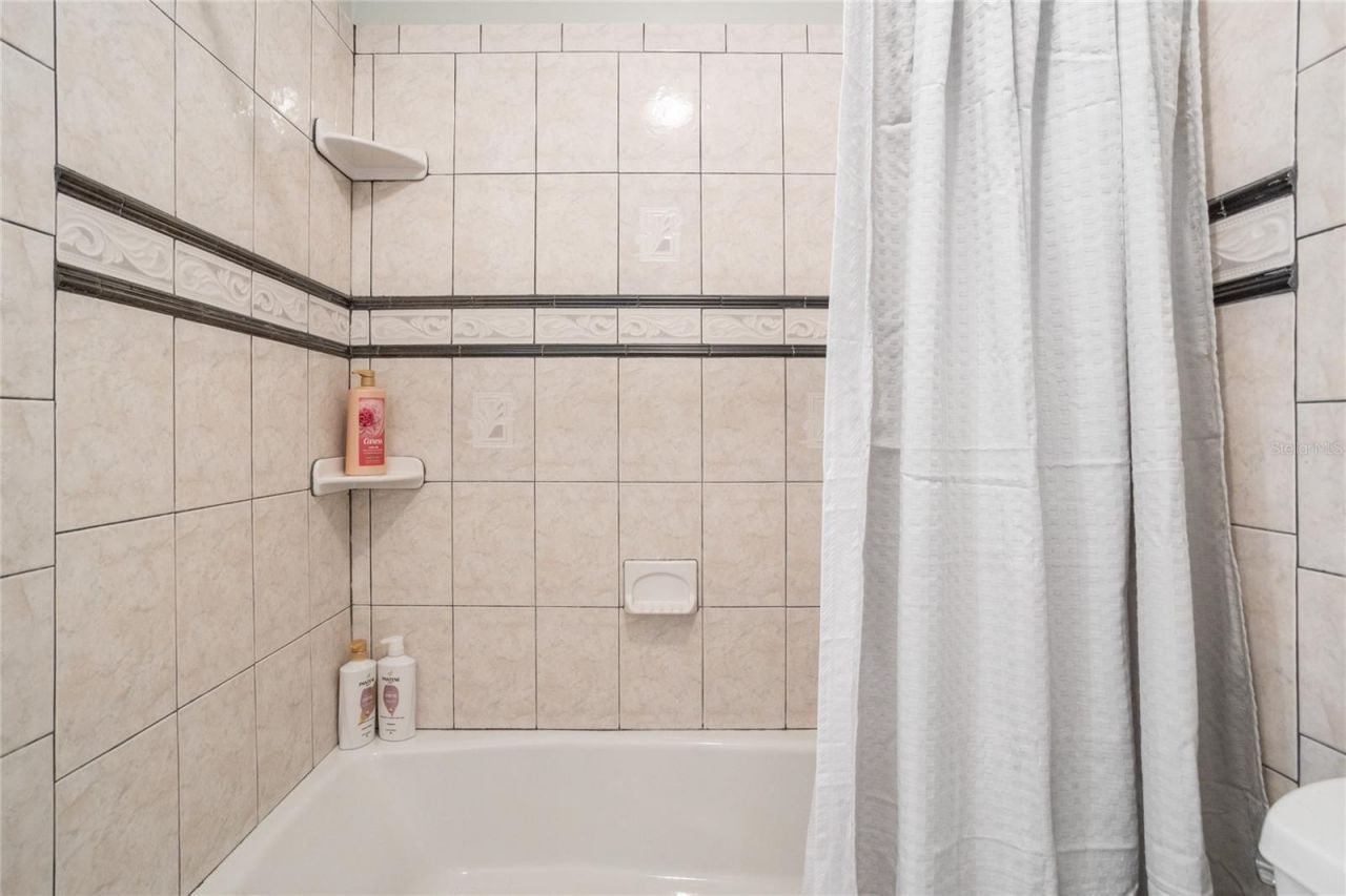 8432 SW 46 Road , Gainesville, FL 32608 Photo