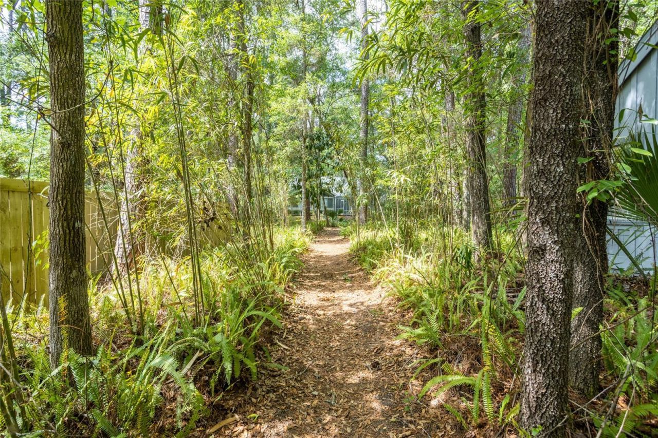 8432 SW 46 Road , Gainesville, FL 32608 Photo