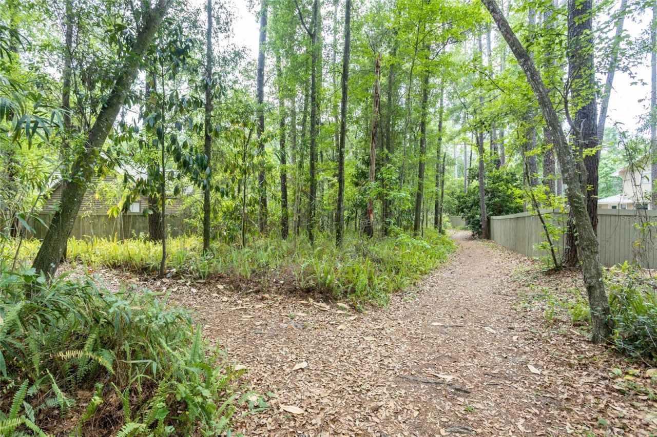 8432 SW 46 Road , Gainesville, FL 32608 Photo