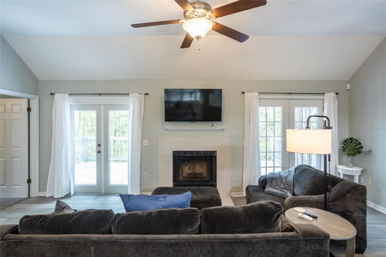 8432 SW 46 Road , Gainesville, FL 32608 Photo