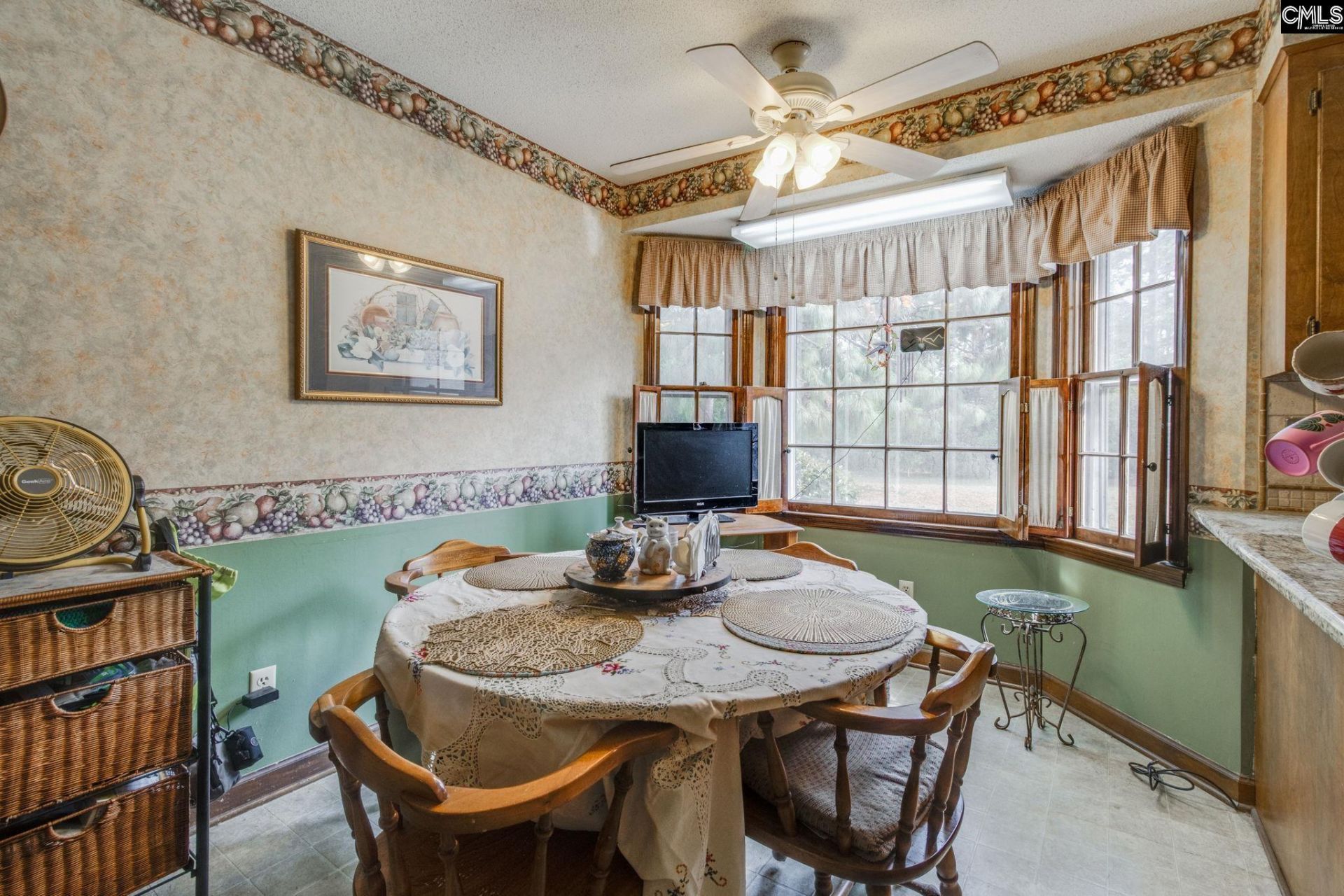 1076 Pepper Ridge Drive  Photo 17