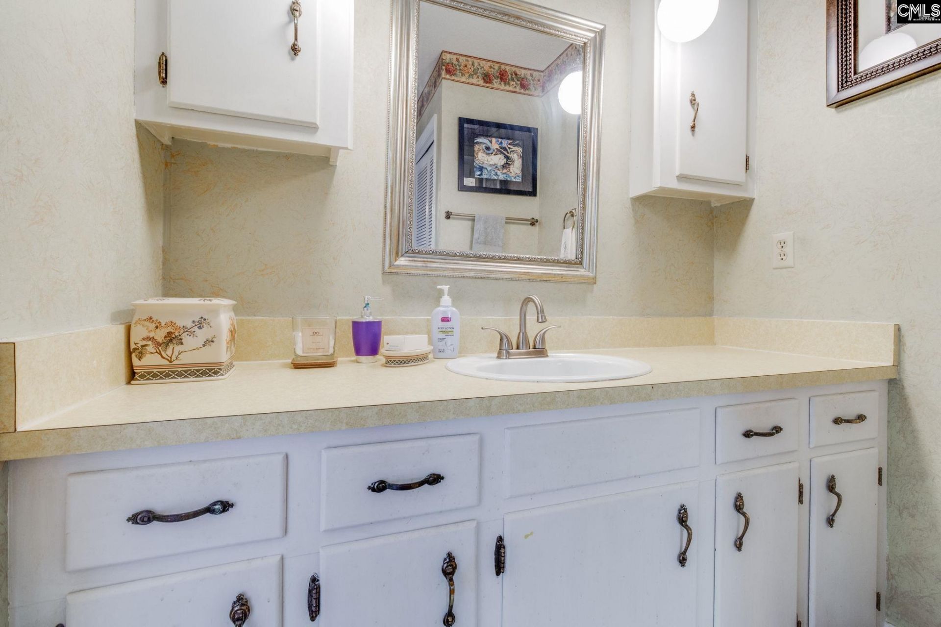 1076 Pepper Ridge Drive  Photo 21