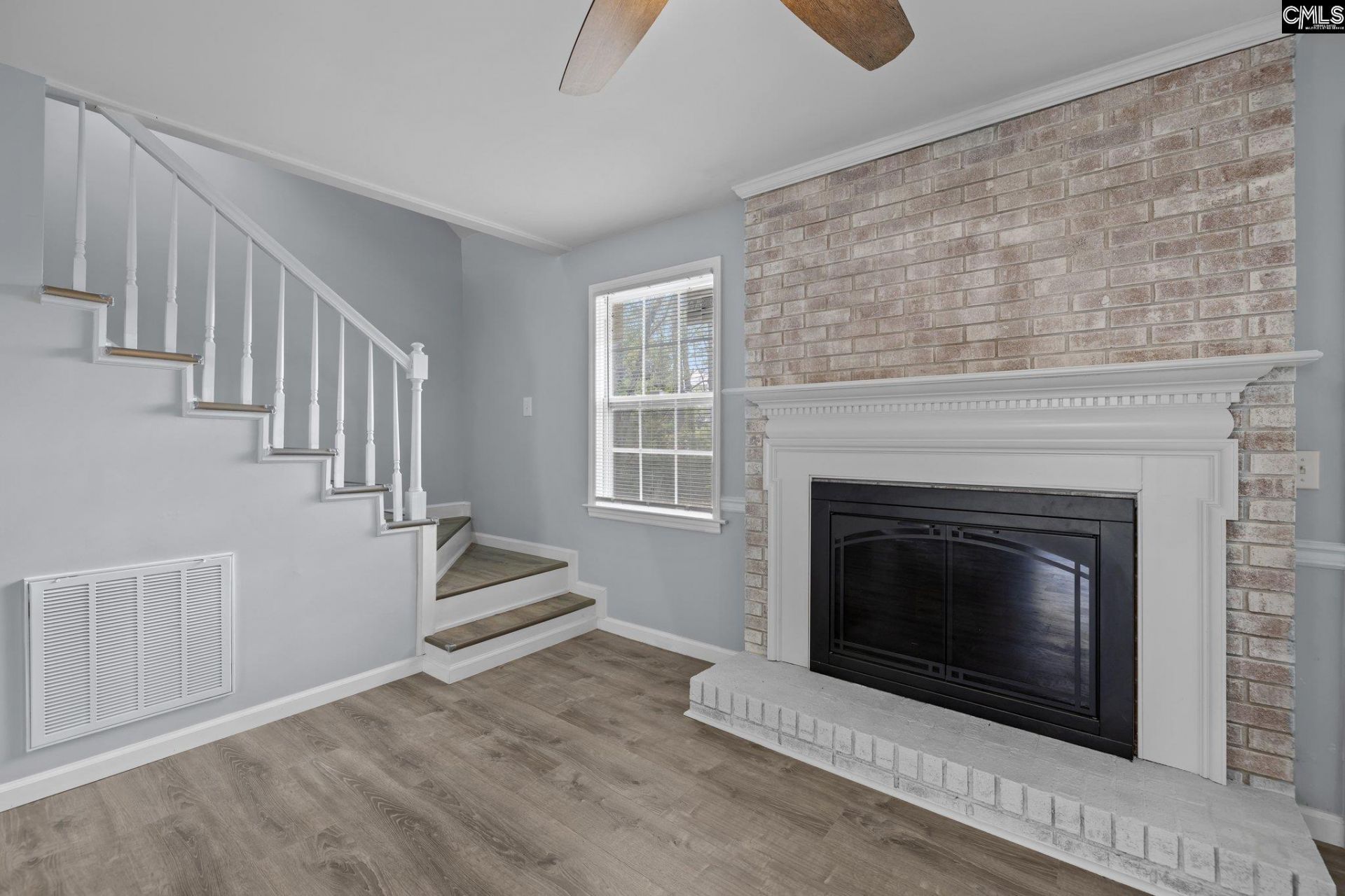 7819 Charles Towne Drive  Photo 10