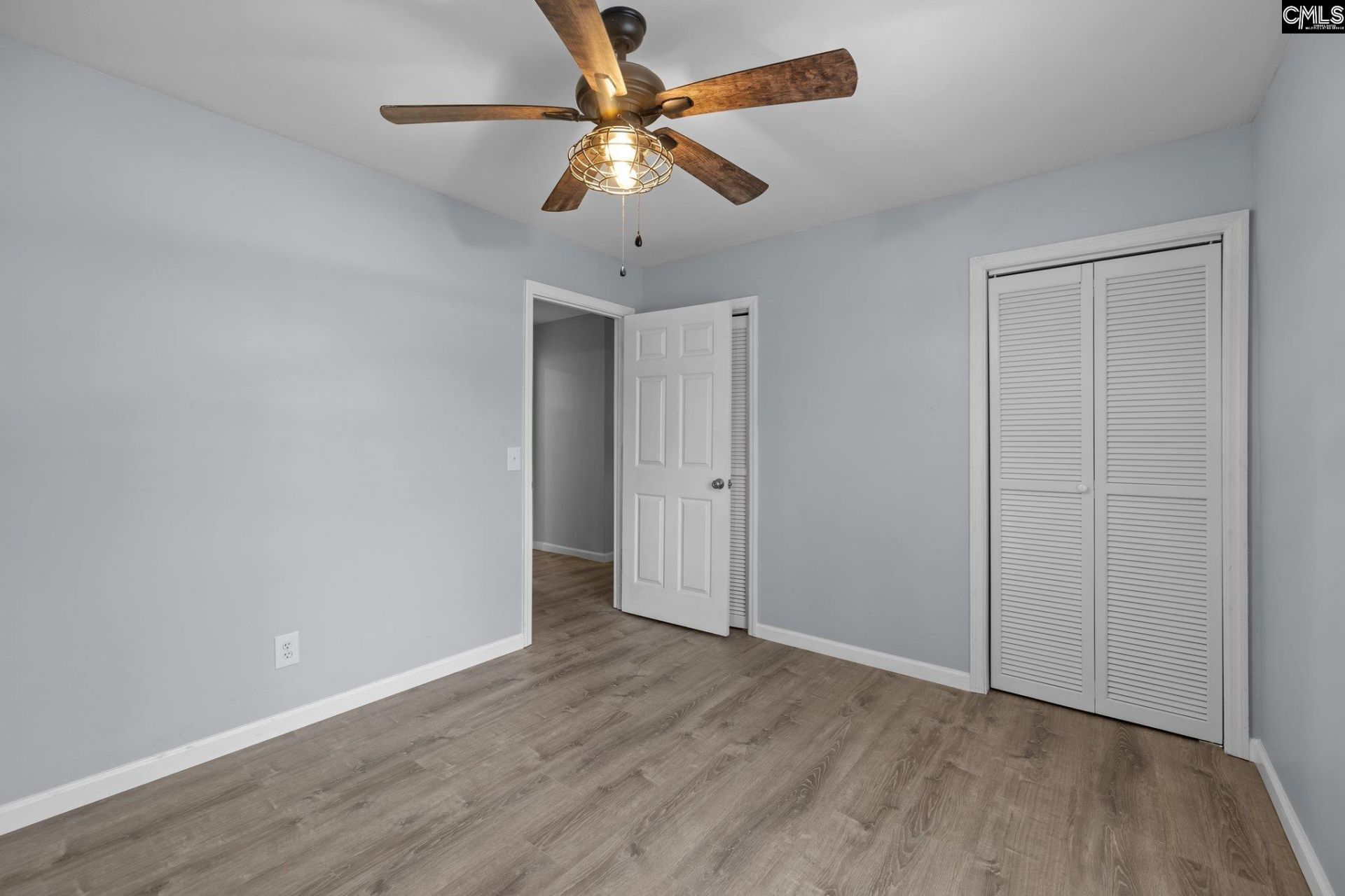 7819 Charles Towne Drive  Photo 13