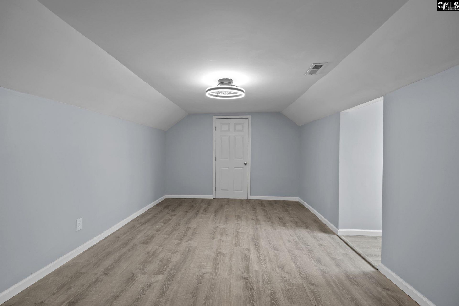 7819 Charles Towne Drive  Photo 23